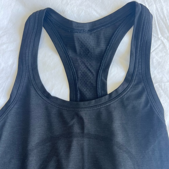 Lululemon Swiftly Racer Tank Size 6 - Picture 4 of 4
